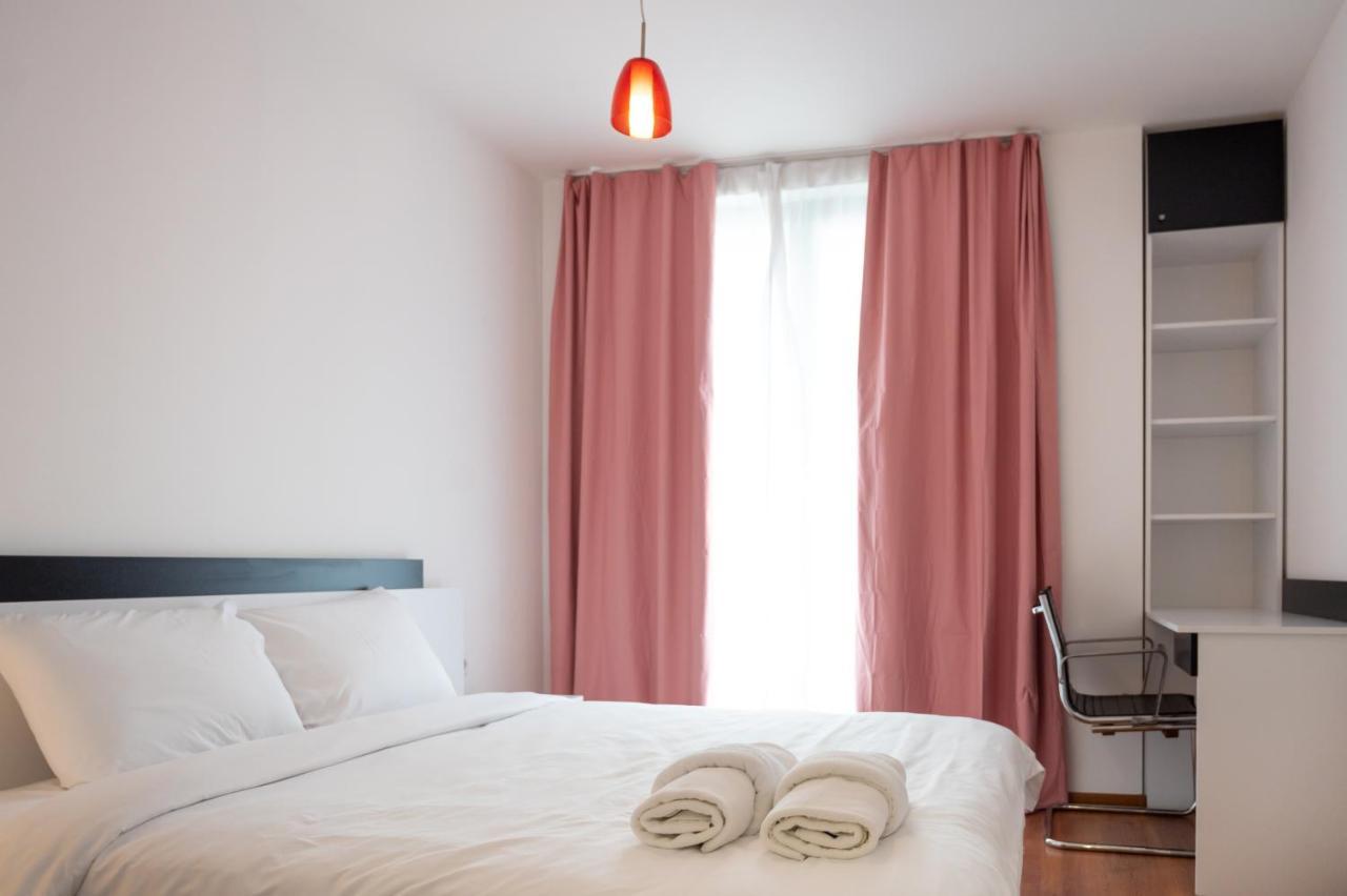 Sunny 1Bdr Apartment Near Center صوفيا المظهر الخارجي الصورة