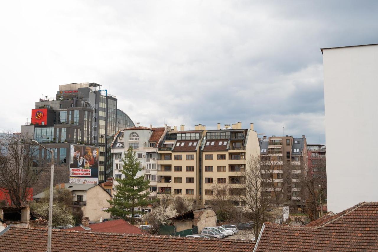 Sunny 1Bdr Apartment Near Center صوفيا المظهر الخارجي الصورة